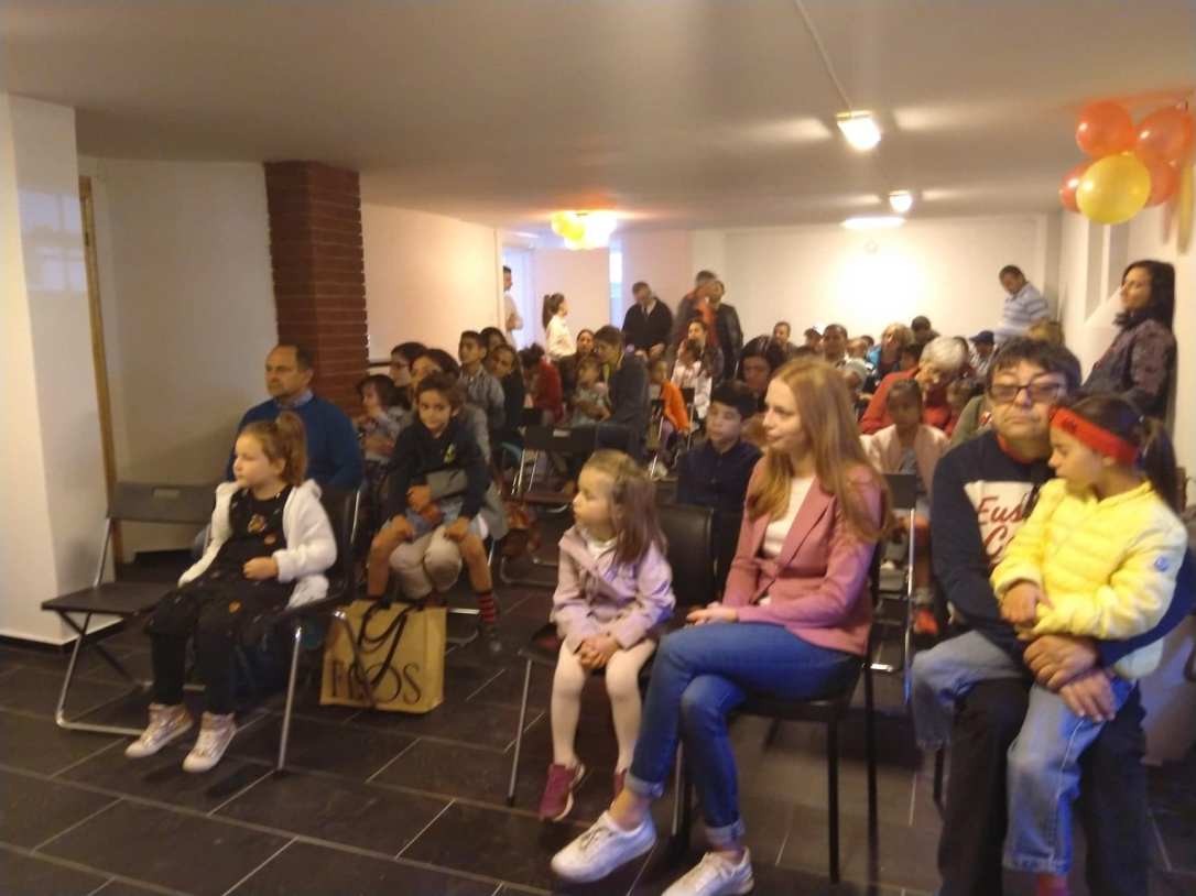 40064506_671046909918772_7555858401591296000_n